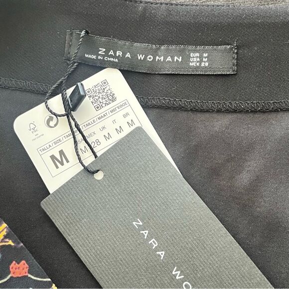 NWT Zara Black Kaleidoscope Floral Print Lace Sides Mini Skirt Size Medium - Picture 5 of 7